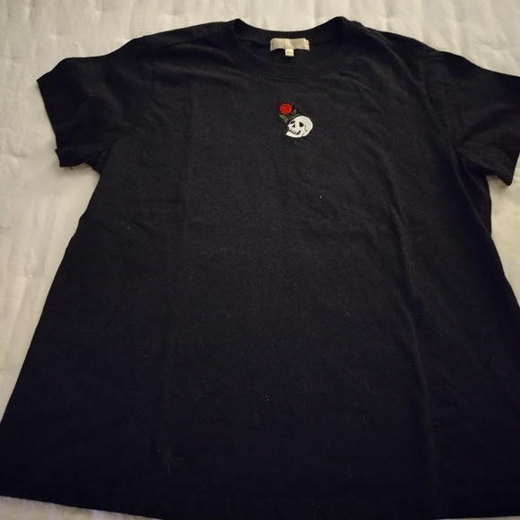 Clothes - Picture 16 of 16